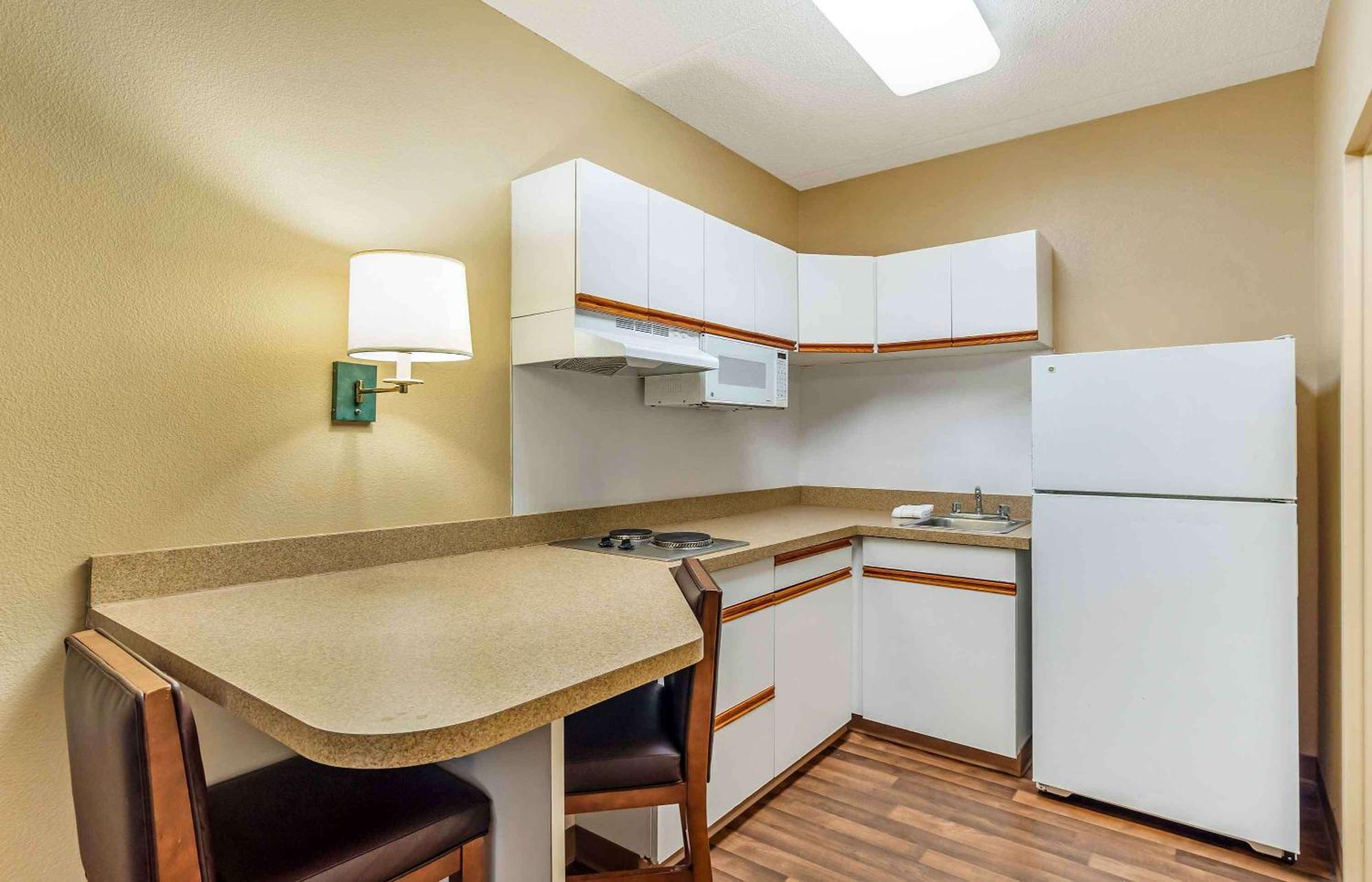 Extended Stay America Select Suites - Chicago - Vernon Hills - Lincolnshire Mettawa Экстерьер фото