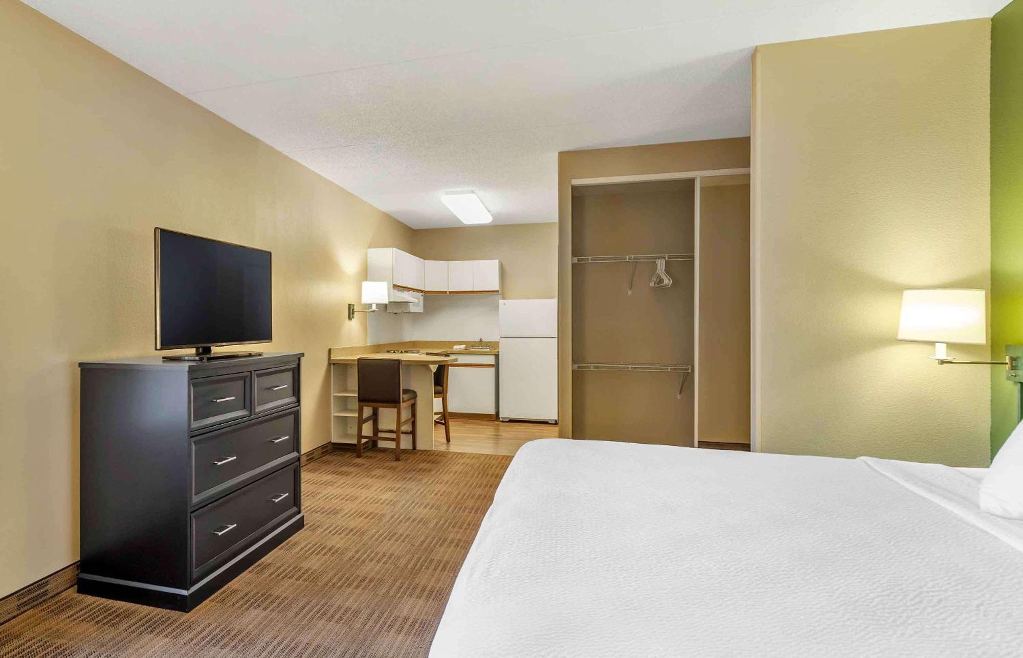 Extended Stay America Select Suites - Chicago - Vernon Hills - Lincolnshire Mettawa Экстерьер фото