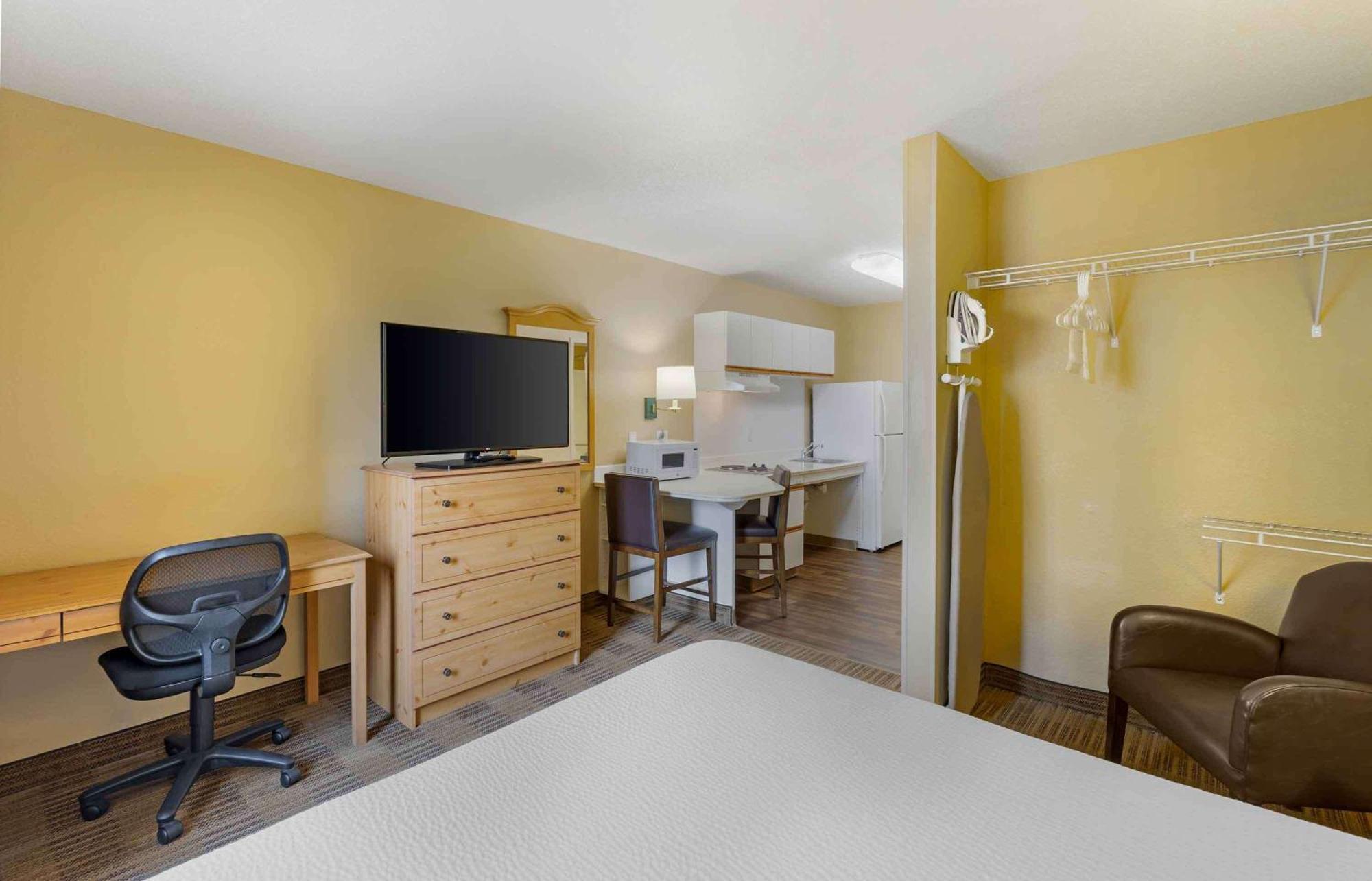 Extended Stay America Select Suites - Chicago - Vernon Hills - Lincolnshire Mettawa Экстерьер фото